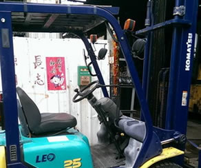 源利堆高機 日本外匯堆高機